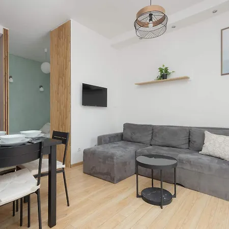 Apartament Cosy In With Garden, Parking And Fan By Renters Warszawa